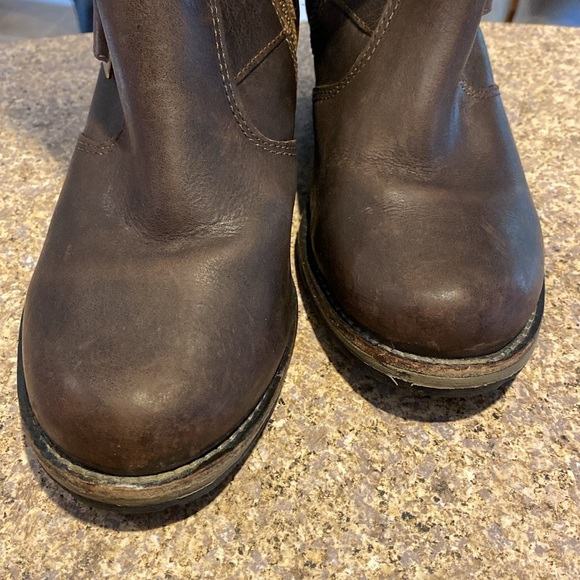 L.L. Bean Tall WIDE Heeled Boots Leather 7W(D) IMPERFECTIONS/FLAWS Brown - Picture 12 of 17